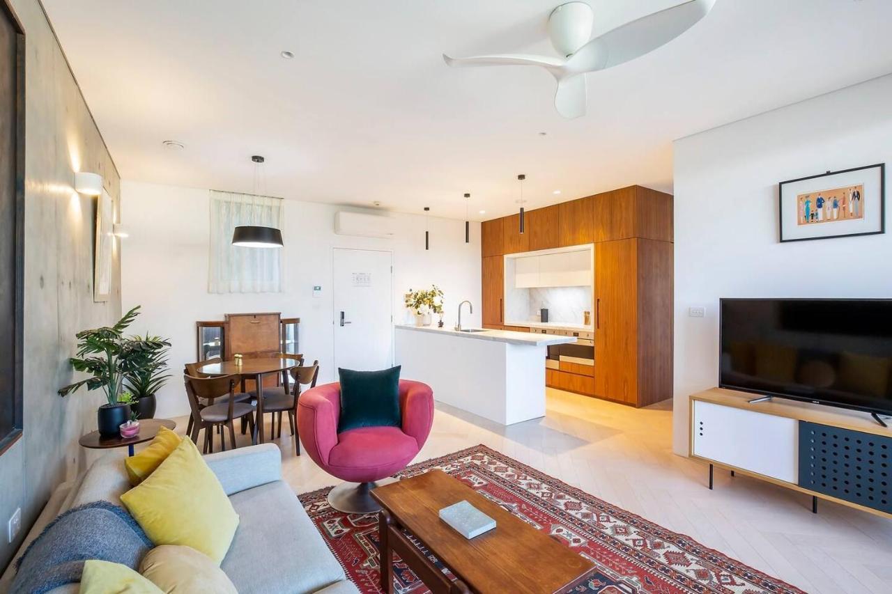 Luxe Eco In Australia's Greenest Building Apartment *